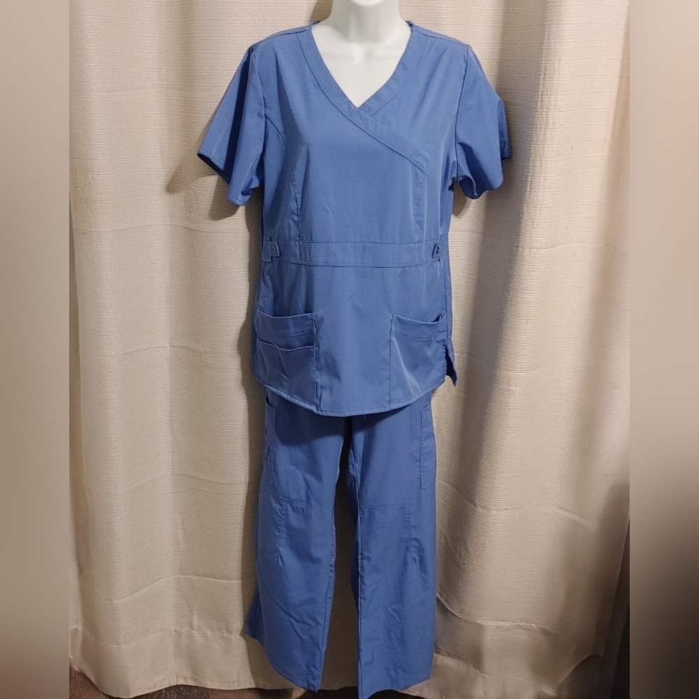 Adar Women's Blue Scrub Set Size M Top and Pants